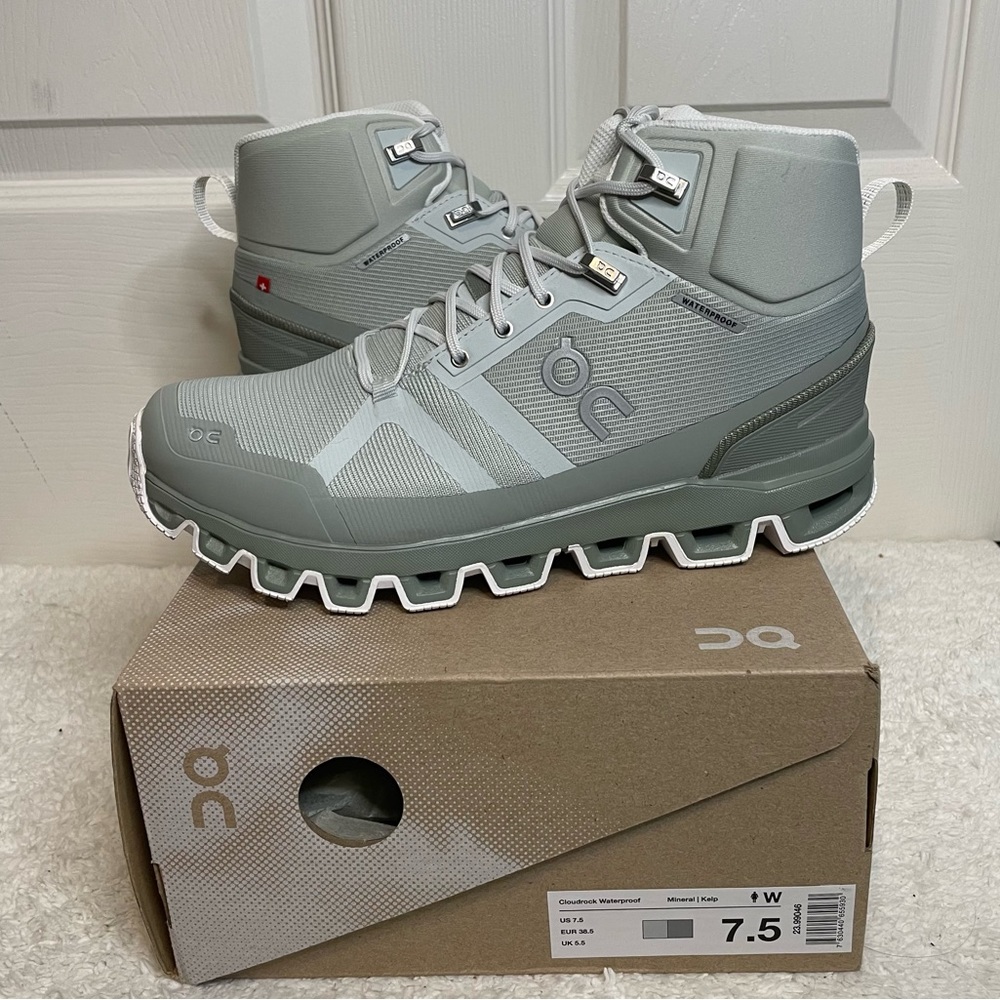 On Cloudrock Waterproof women’s hiking boots 7.5